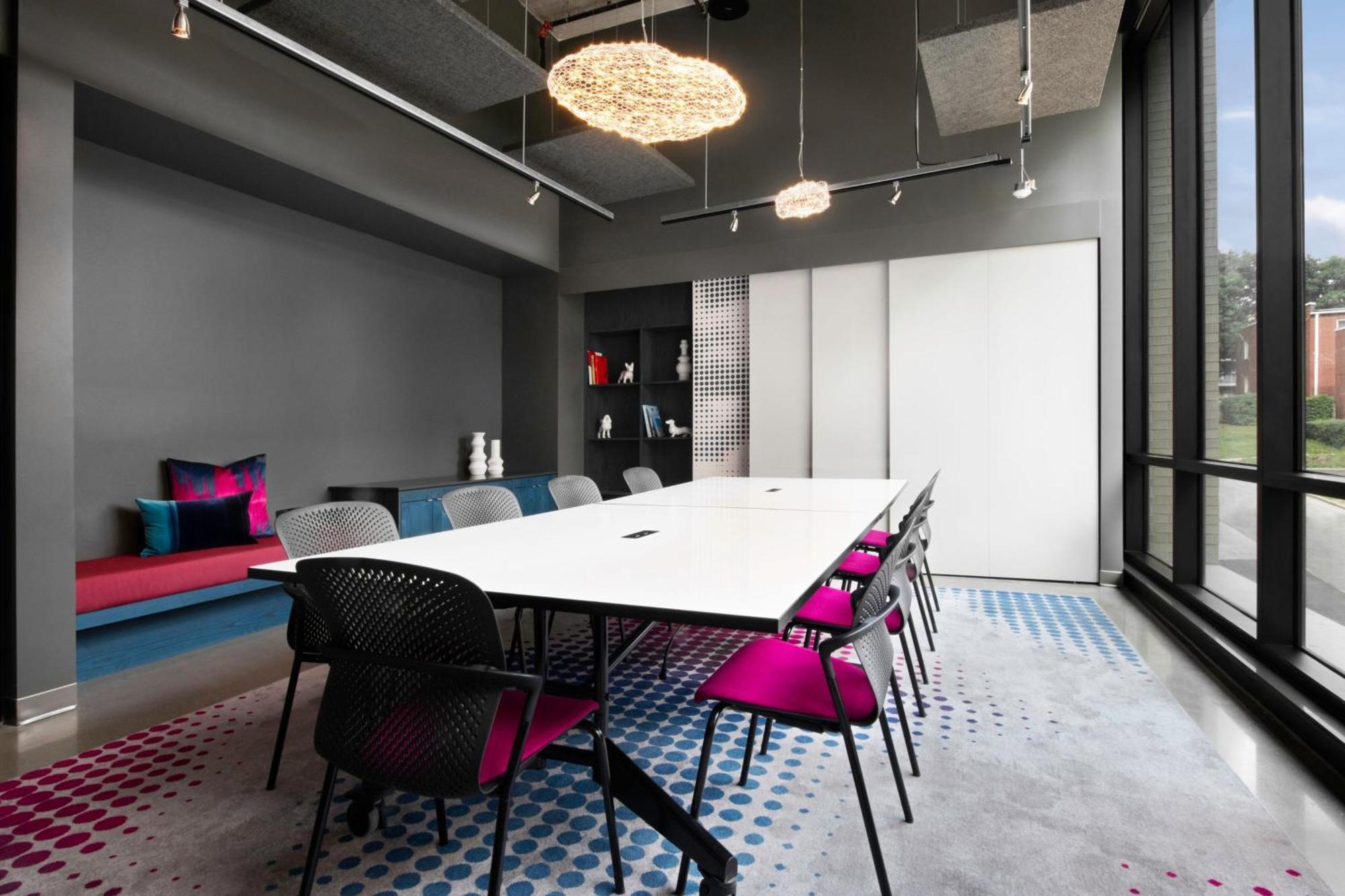 Aloft Kansas City Country Club Plaza Екстериор снимка